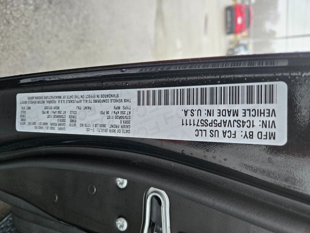 2023 Jeep Wagoneer Base