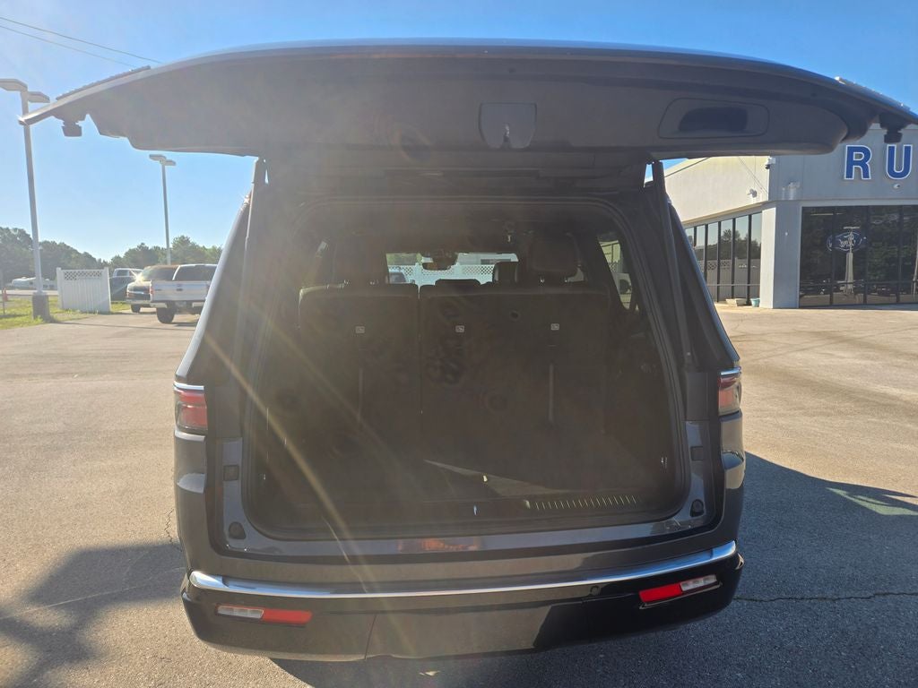 2022 Jeep Wagoneer Series II