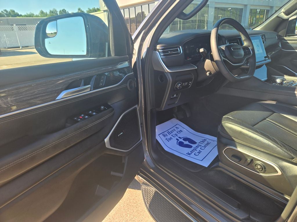 2022 Jeep Wagoneer Series II