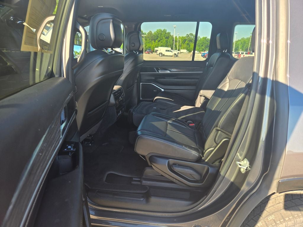 2022 Jeep Wagoneer Series II