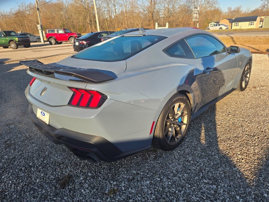 2024 Ford Mustang Dark Horse