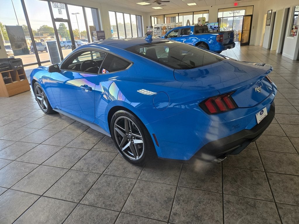 2025 Ford Mustang EcoBoost