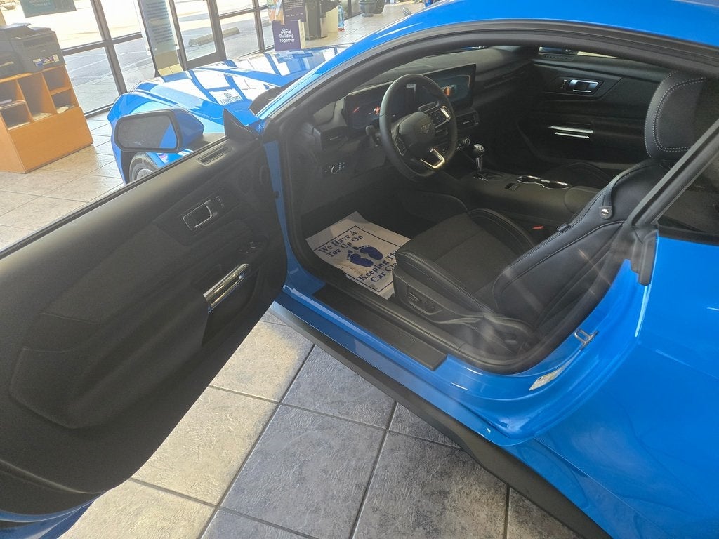 2025 Ford Mustang EcoBoost