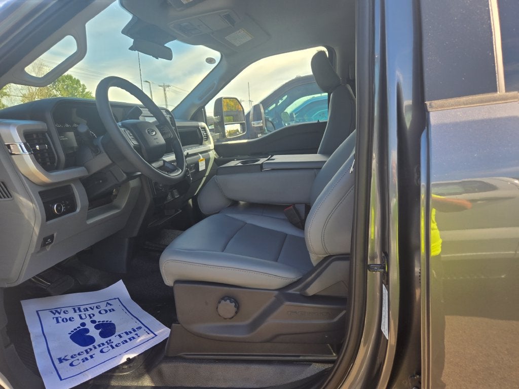 2027 Ford F-450SD XL DRW