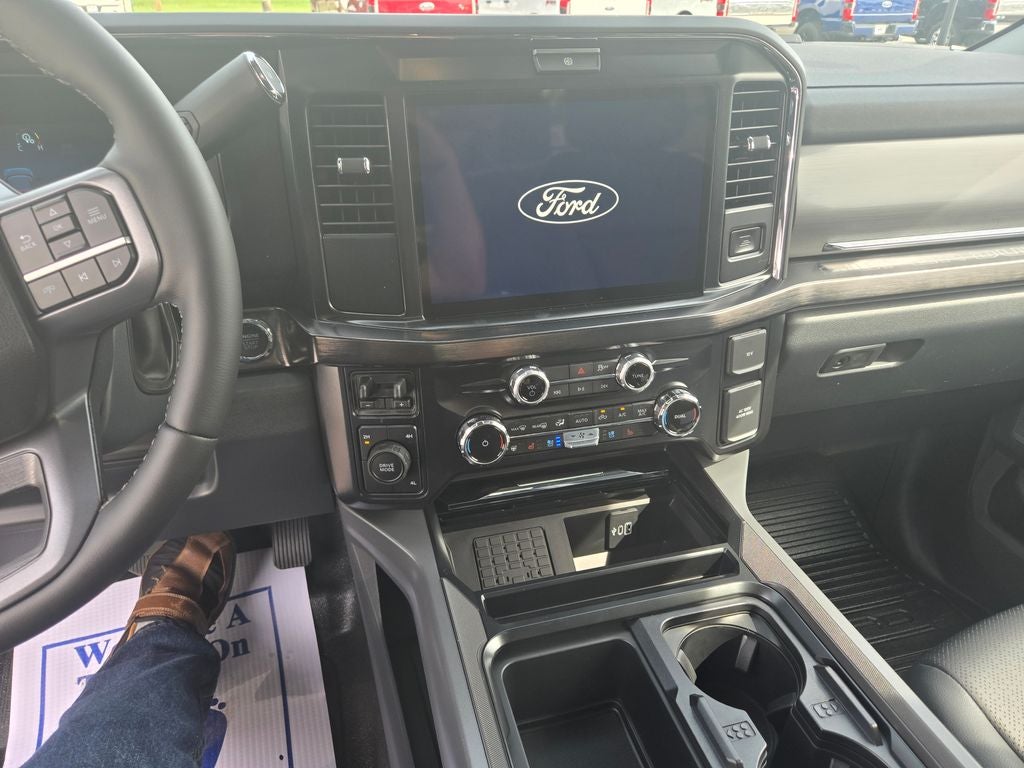 2026 Ford F-450SD Lariat DRW