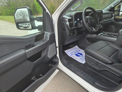 2026 Ford F-350SD Lariat DRW