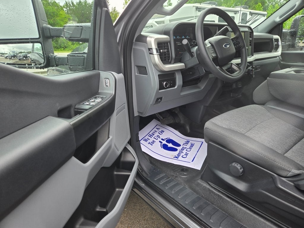 2025 Ford F-350SD XL DRW