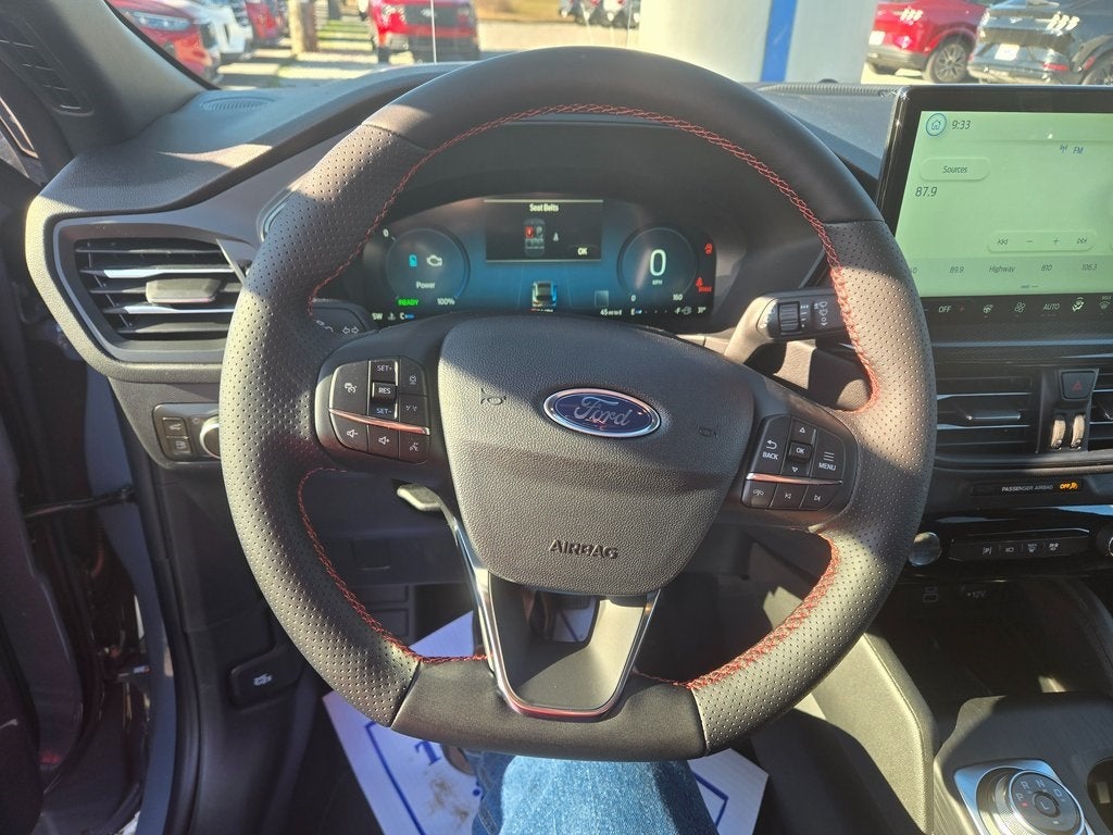 2026 Ford Escape Hybrid ST-Line Elite