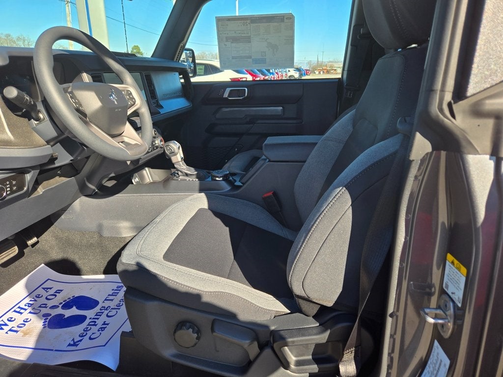 2025 Ford Bronco Base