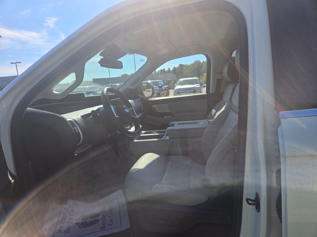 2027 Ford Expedition Active