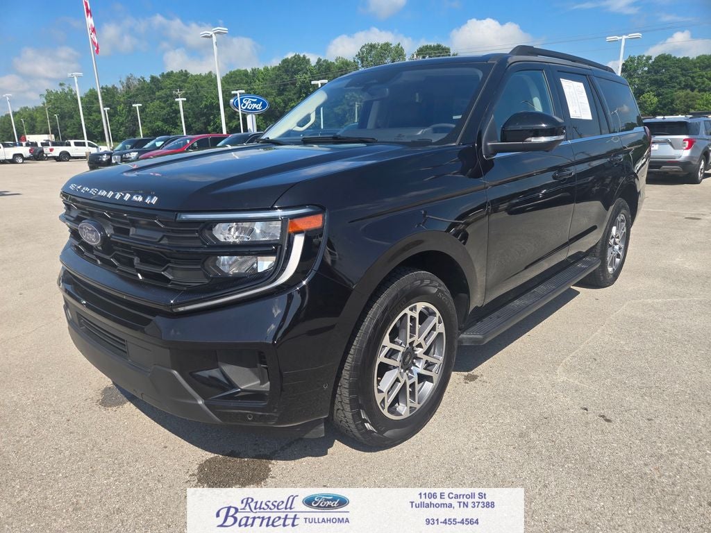2025 Ford Expedition's photo