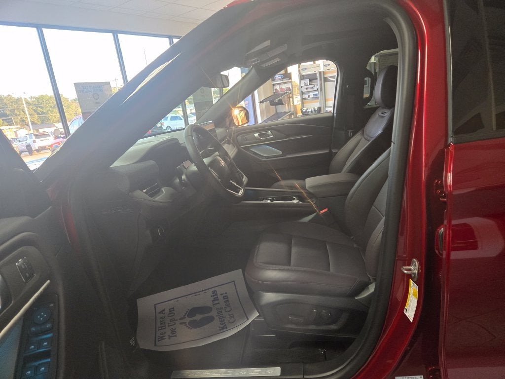 2027 Ford Explorer Platinum
