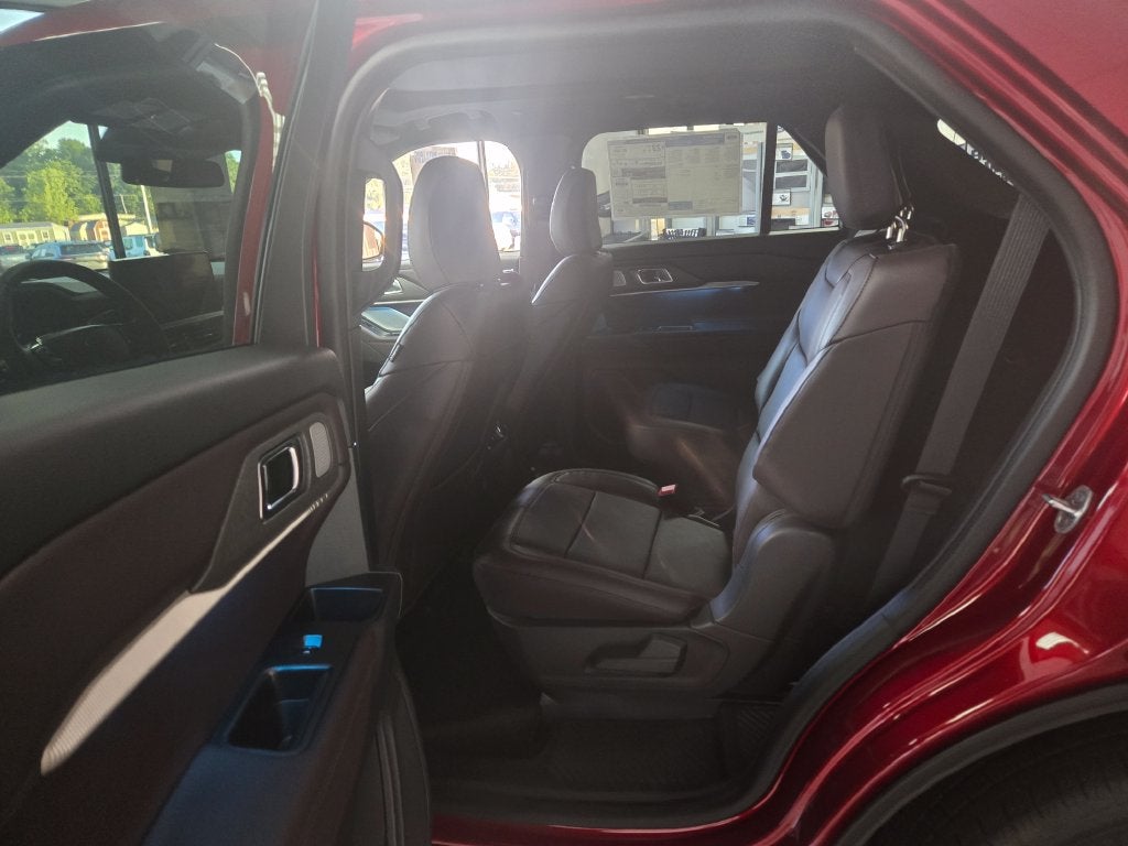 2027 Ford Explorer Platinum