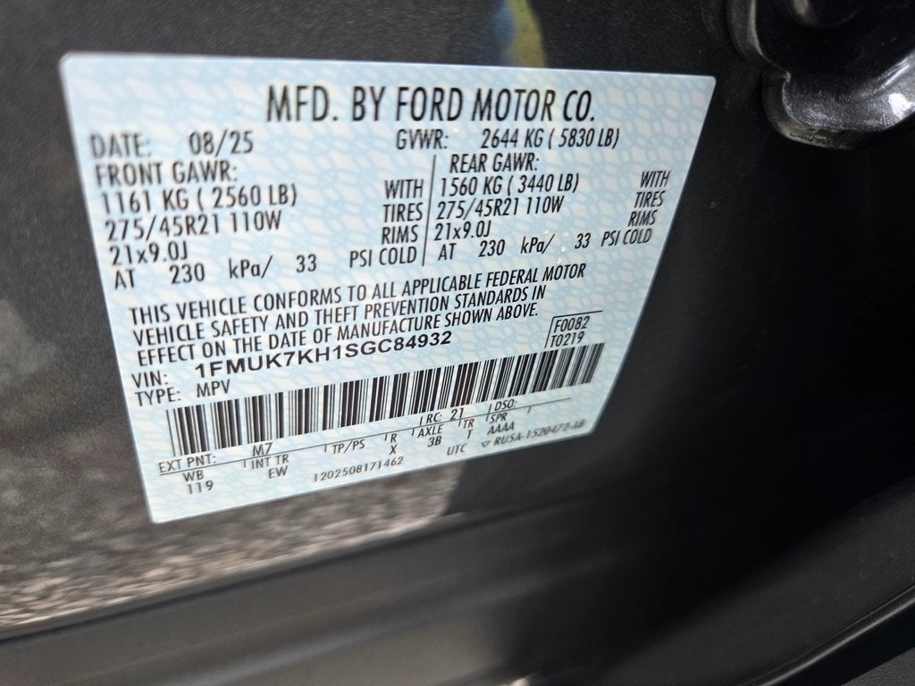 2025 Ford Explorer ST-Line