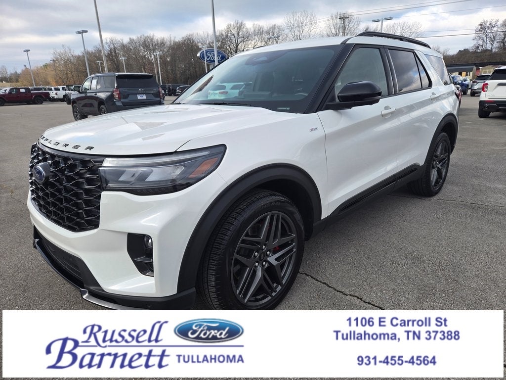 2025 Ford Explorer ST-Line