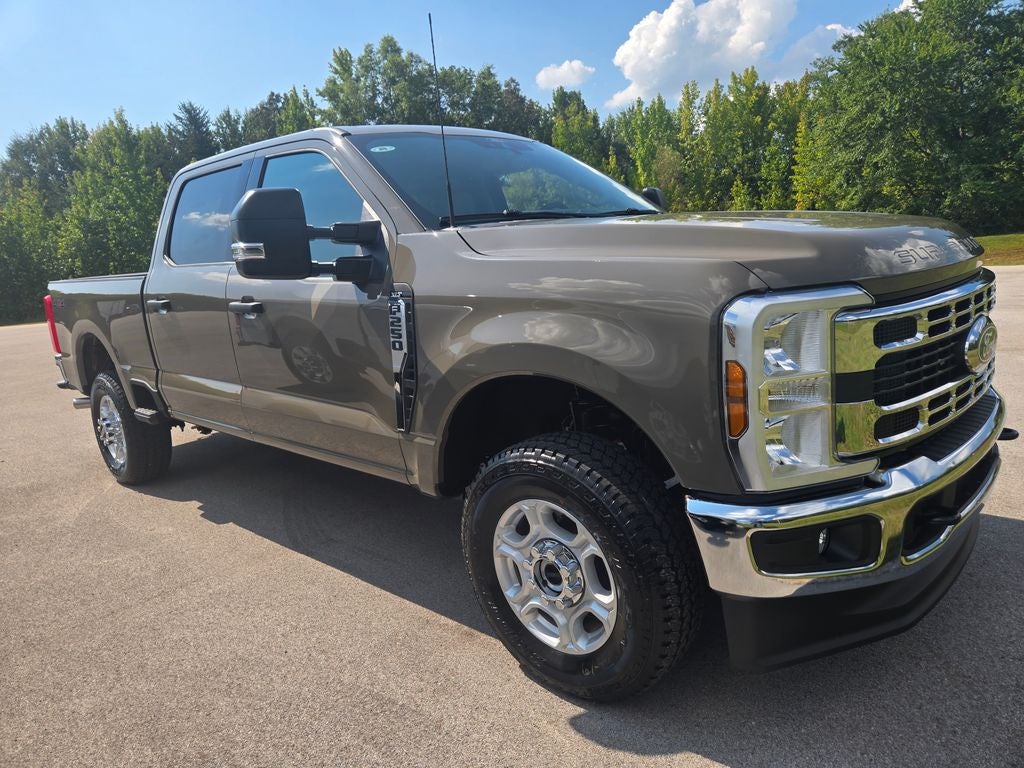 2027 Ford F-250SD XLT