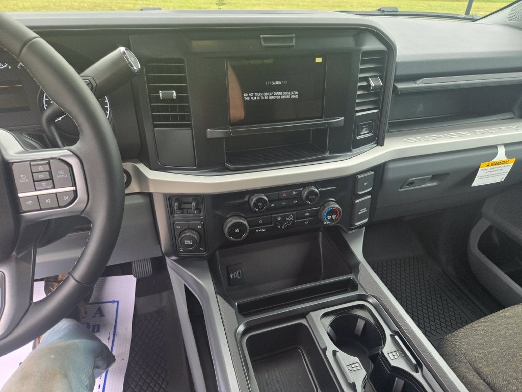 2027 Ford F-250SD XLT