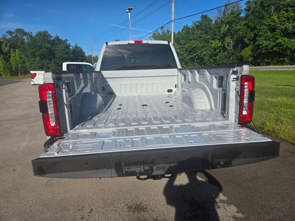 2026 Ford F-350SD Lariat DRW