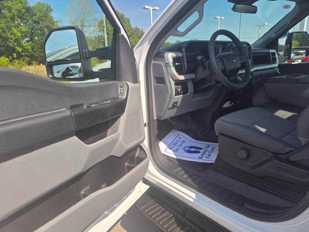 2027 Ford F-250SD XL