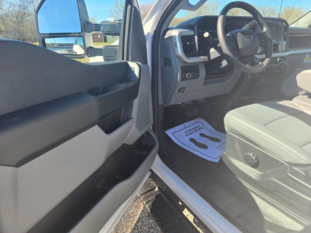 2025 Ford F-350SD XL