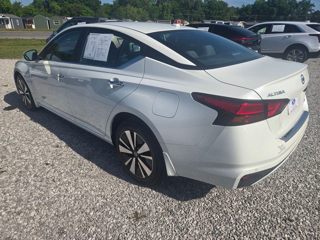 2021 Nissan Altima 2.5 SV