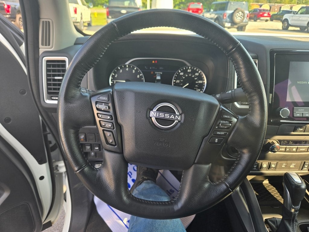 2024 Nissan Frontier SV