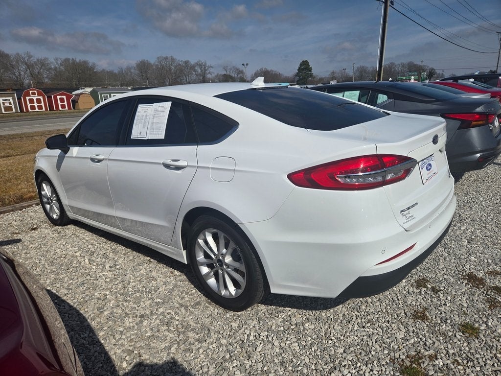 2020 Ford Fusion SE