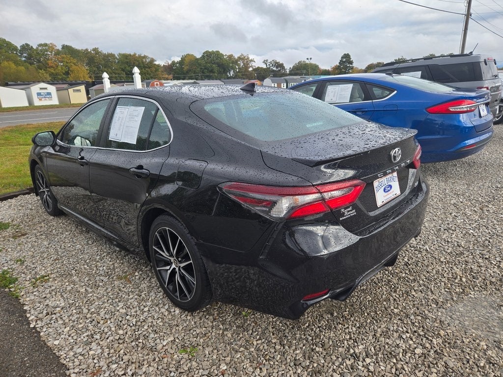 2023 Toyota Camry SE