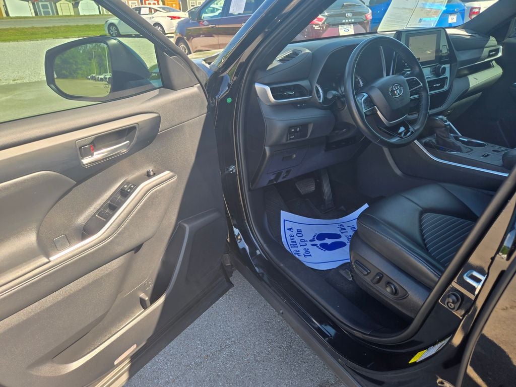 2024 Toyota Highlander XSE