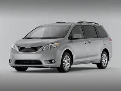 2014 Toyota Sienna L 7 Passenger
